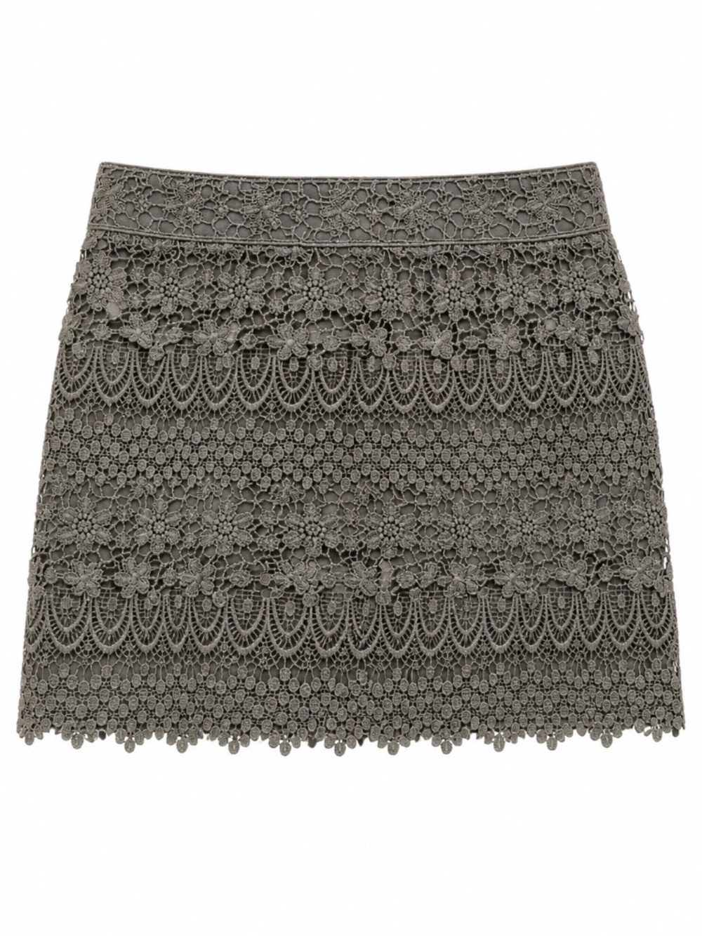 American Eagle Tiered Crochet Floral Mini Skirt - size 4 🌟